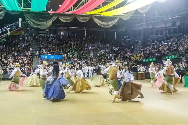 Festivais e Rodeios Celebrações que exaltam a tradição Gaúcha